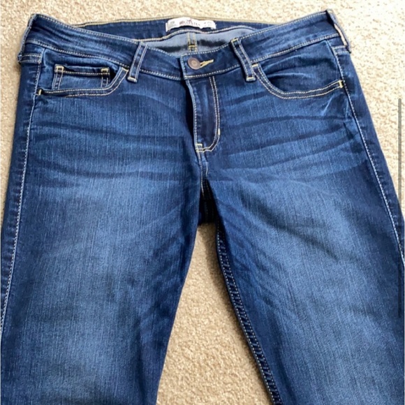 NWOT Hollister Medium to Dark Wash Stretch Skinny Jeans 28/31 - Picture 5 of 7